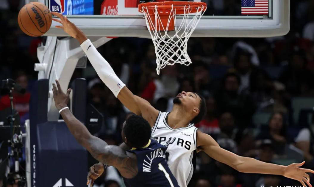 新奥尔良鹈鹕训练开放日；赛后强势反弹引欢呼；NBA总决赛在即；心理建设被强调(鹈鹕vs凯尔特人第一节腾讯网视频)