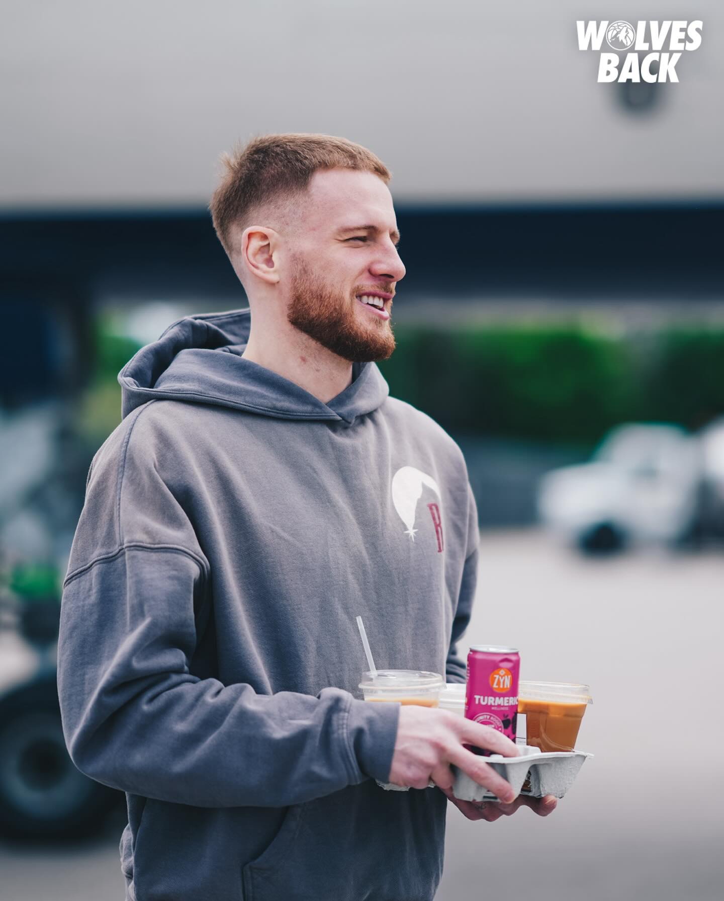 关于赛前突围战来临,俄克拉荷马雷霆围绕西甲战术微调,赛场秩序良好,更衣室氛围转暖的信息 关于赛前突围战来临,俄克拉荷马雷霆围绕西甲战术微调,赛场秩序良好,更衣室氛围转暖的信息