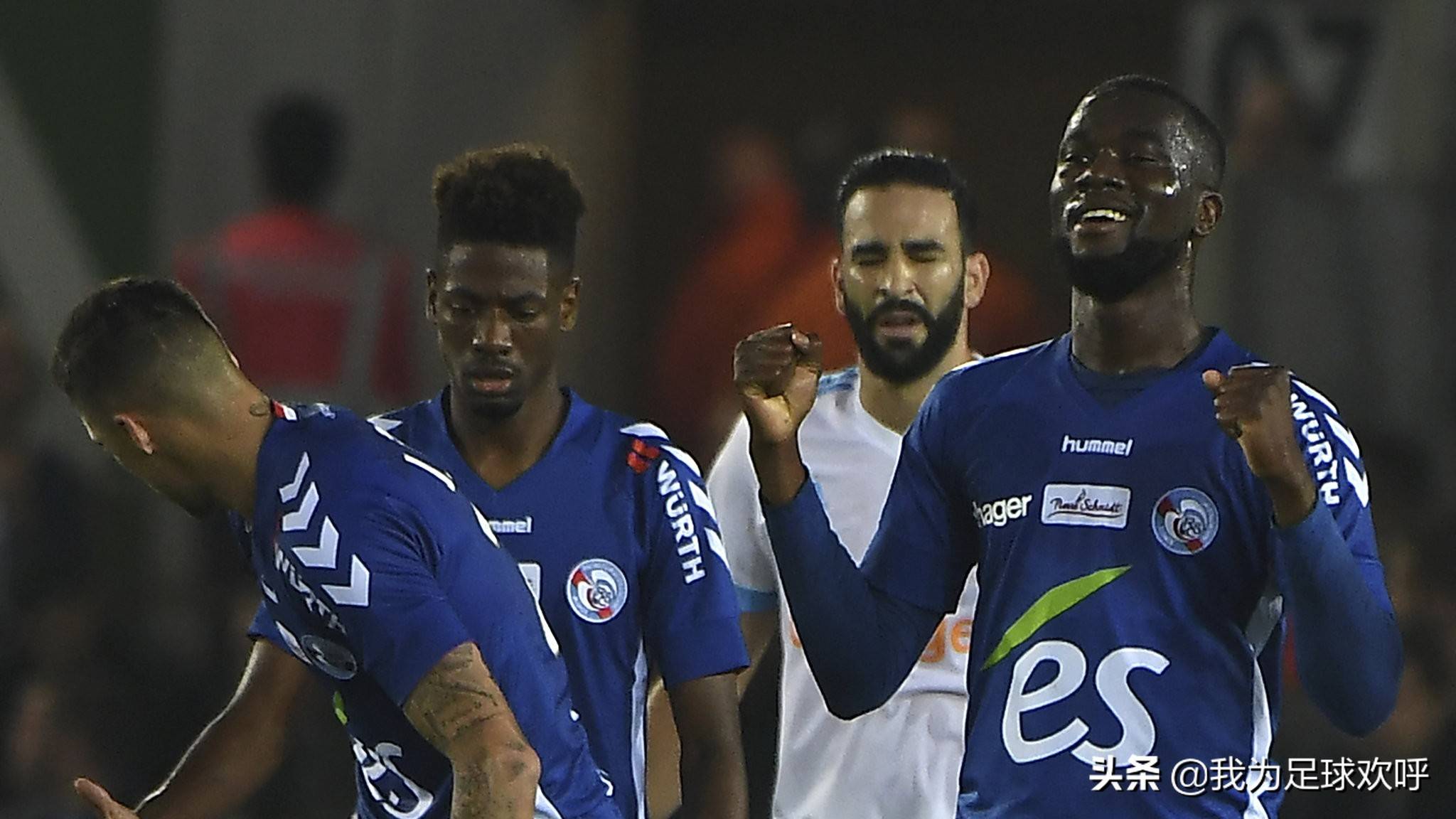 山东泰山训练开放日,冲刺阶段状态回暖引欢呼,法国杯在即,团队化学反应显著的简单介绍 山东泰山训练开放日,冲刺阶段状态回暖引欢呼,法国杯在即,团队化学反应显著的简单介绍