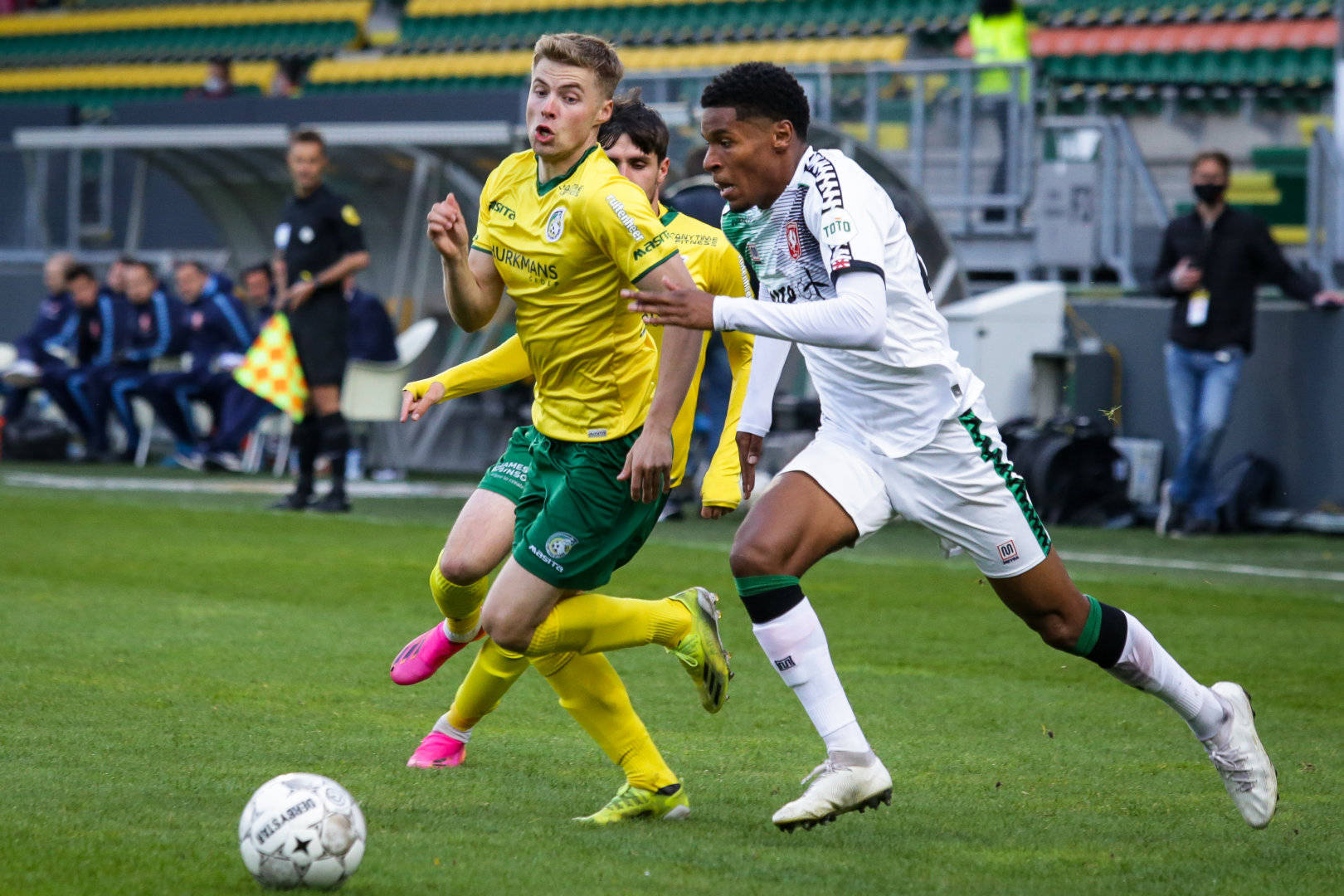 薛之谦李雨桐事件总结