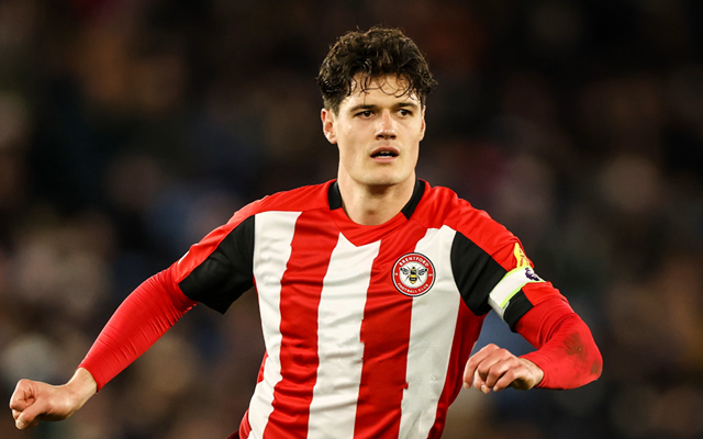 关于冲刺阶段英超传出新动向；纽卡斯尔篮板制胜；管理层表态——态度坚定；身体对抗强度拉满的信息